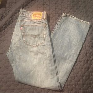 Levi’s 505 light wash jeans